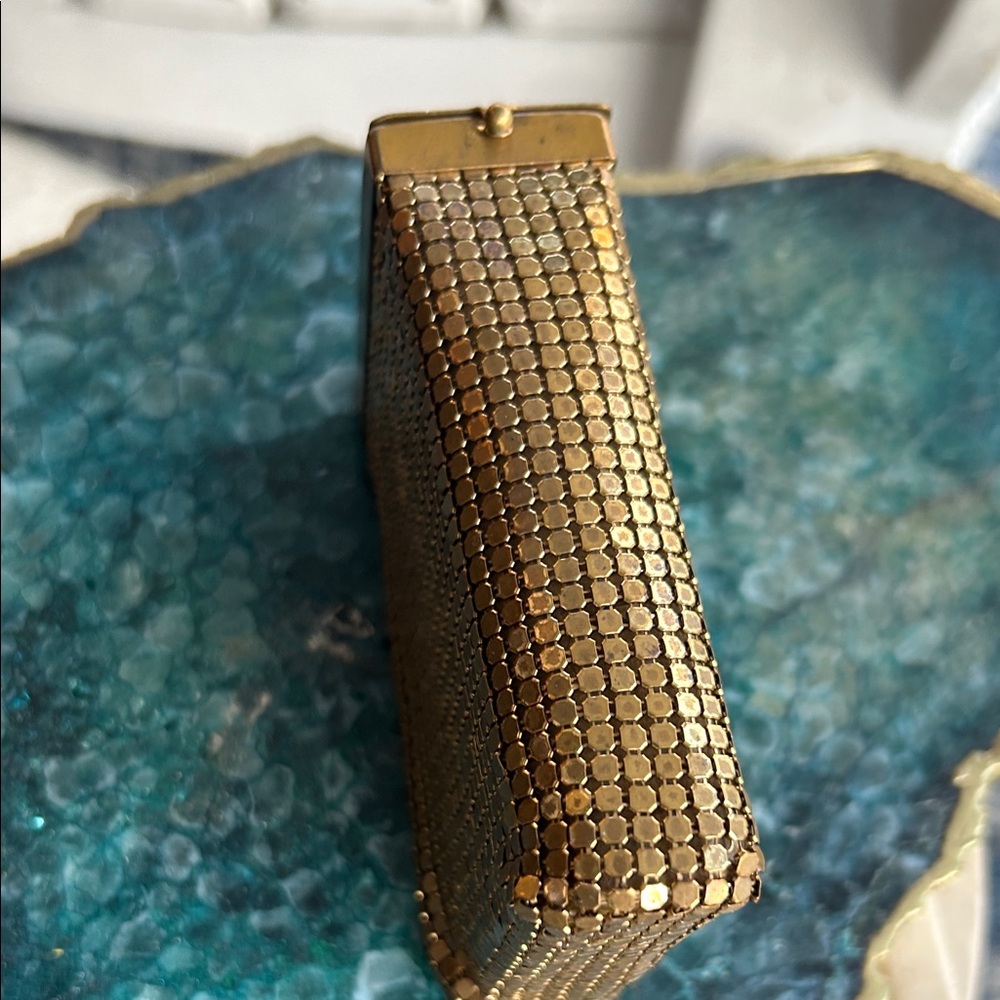 Vintage Gold Metal Mesh Hardshell Cigarette Case - Picture 3 of 12